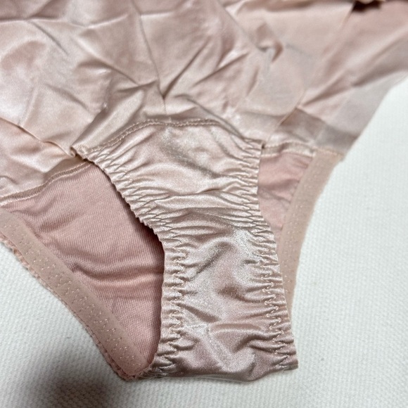 SPANX Large Beige Shapewear SUIT YOUR FANCY 10196R Roll Free Waistband 3508 SY - Picture 9 of 16